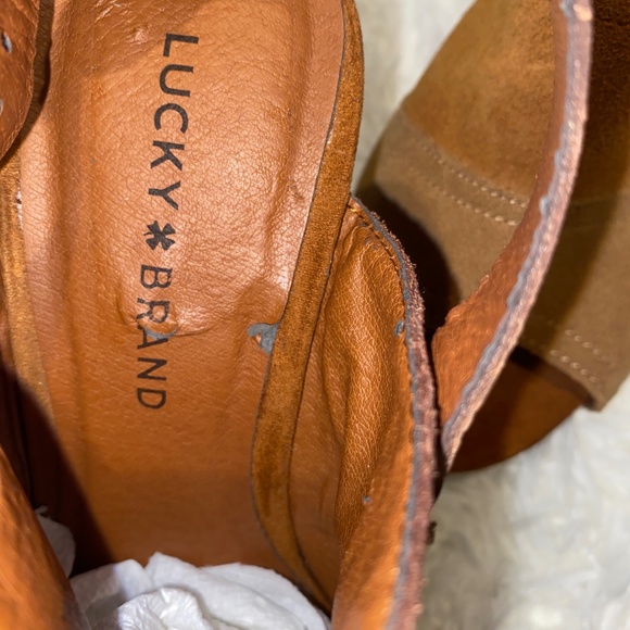 Lucky Brand Suede Leather 4 1/2" Wedges Sz9 - Picture 4 of 8